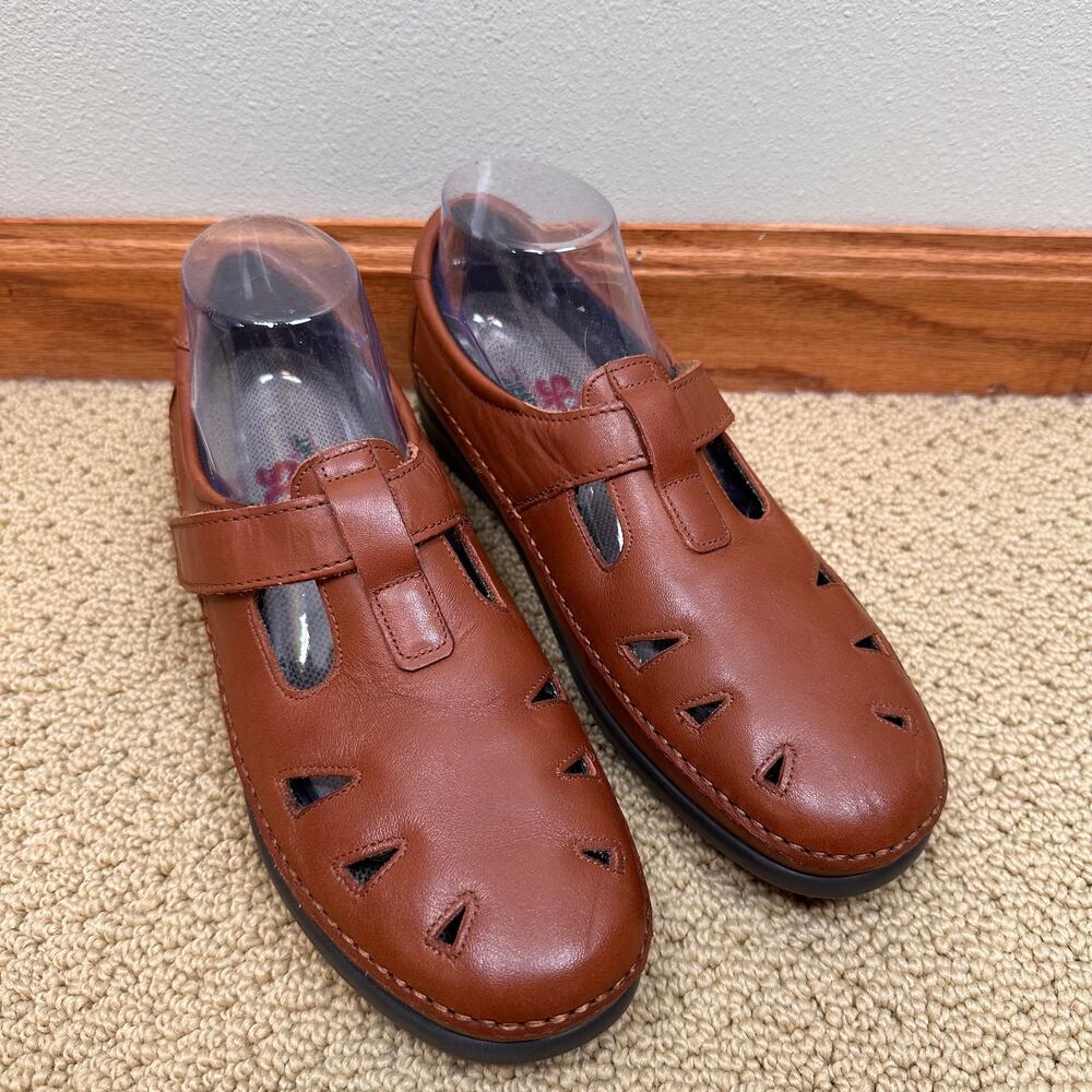 NEW SAS Roamer Slip On Loafer in Chestnut Women's 10N Narrow Mary Jane Comfort